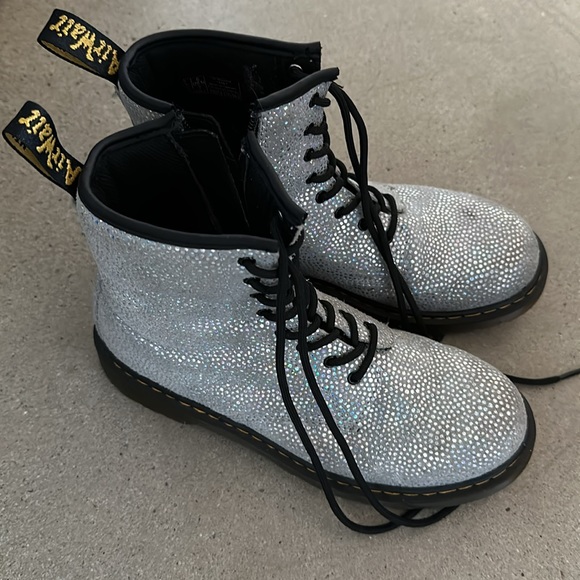 Sparkly Docs! - Picture 2 of 2